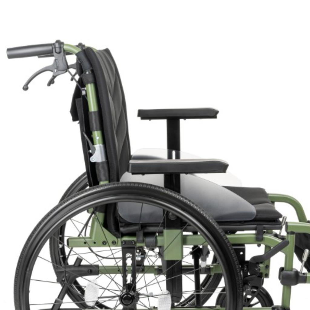 FRODO 46 cm | Ultralichte rolstoel - TOPMODEL | Opvouwbare rolstoel | Slechts 11,5 kg