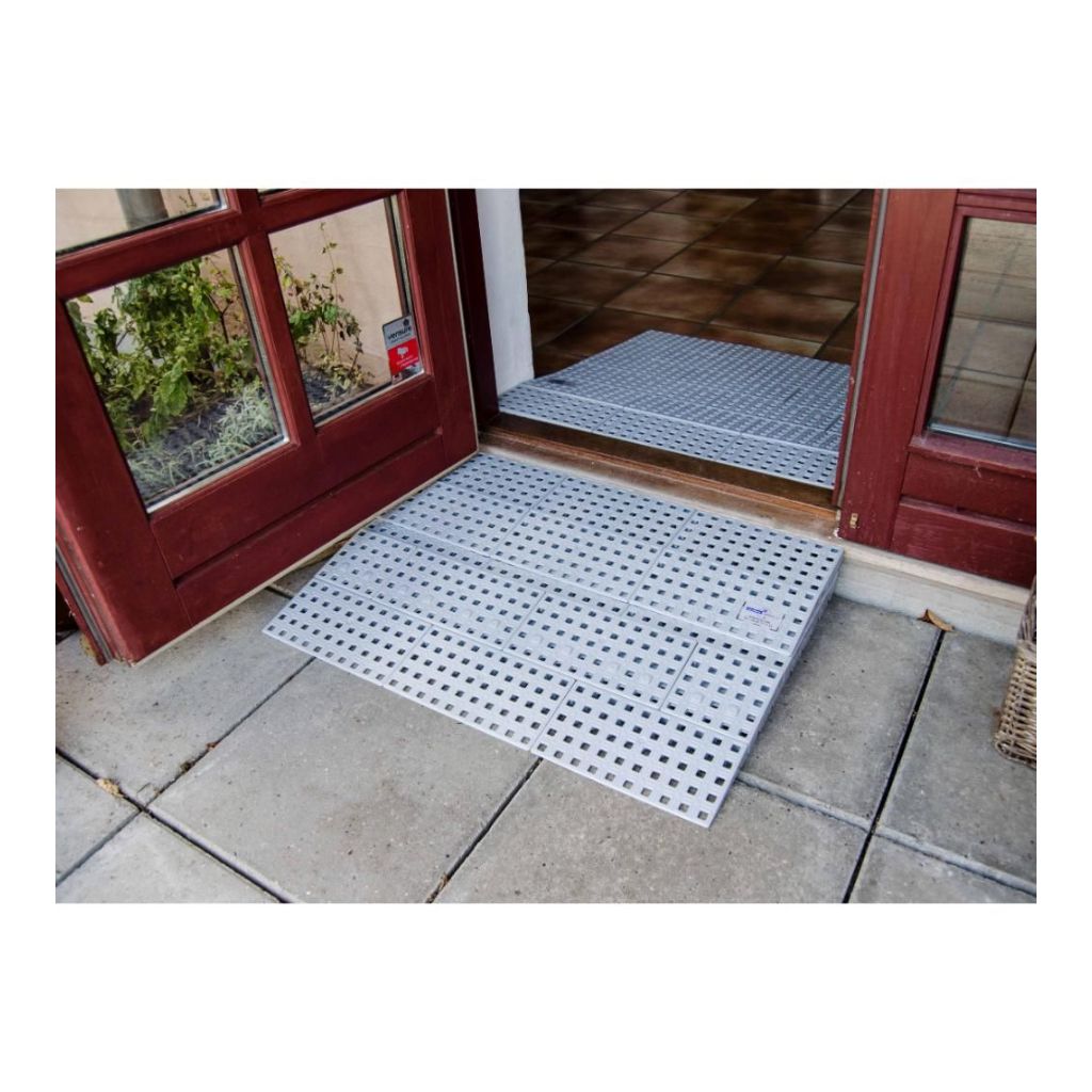 BOUW ZELF - schuine oprijplaten voor buitengebruik (breedte 100 cm)
